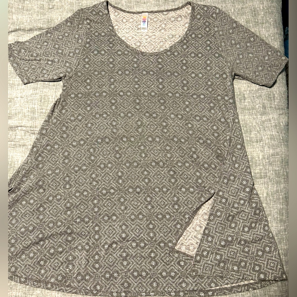 LuLaRoe Classic T gray with white floral pattern Size S